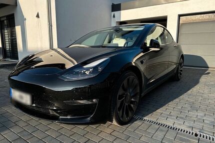 Tesla Model 3 Gebrauchtwagen