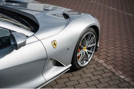 Ferrari 812 Gebrauchtwagen