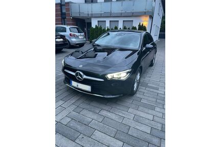 Mercedes-Benz CLA 180 Shooting Brake Gebrauchtwagen