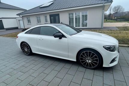 Mercedes-Benz E 300 Gebrauchtwagen