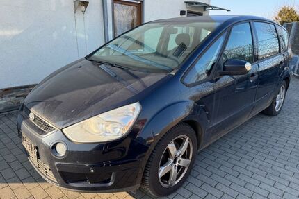 Ford S-Max Gebrauchtwagen
