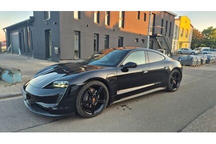 Porsche Taycan Gebrauchtwagen