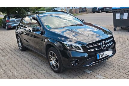 Mercedes-Benz GLA 180 Gebrauchtwagen