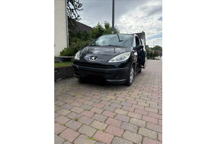 Peugeot 1007 Gebrauchtwagen