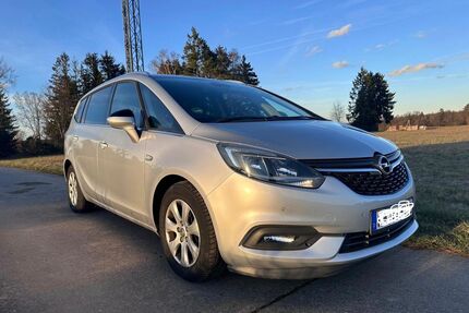 Opel Zafira Tourer Gebrauchtwagen