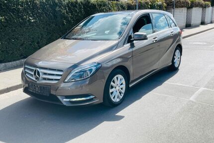 Mercedes-Benz B 180 Gebrauchtwagen