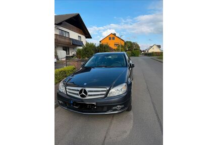 Mercedes-Benz 230 Gebrauchtwagen