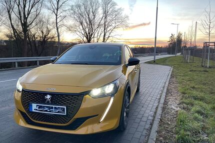 Peugeot e-208 Gebrauchtwagen
