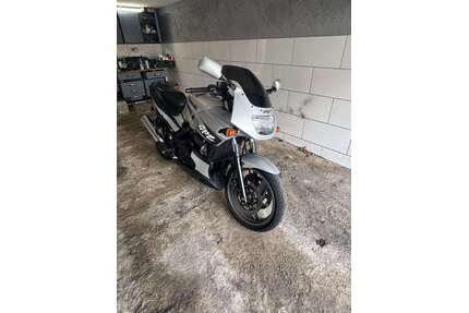 Kawasaki GPZ 500 S Gebrauchtwagen
