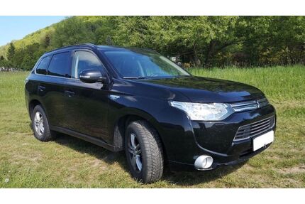 Mitsubishi Plug-in Hybrid Outlander Gebrauchtwagen