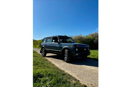 Lada Niva Gebrauchtwagen