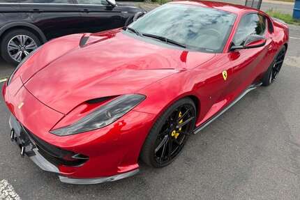 Ferrari 812 Gebrauchtwagen