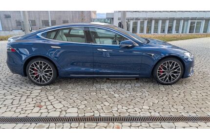 Tesla Model S Gebrauchtwagen