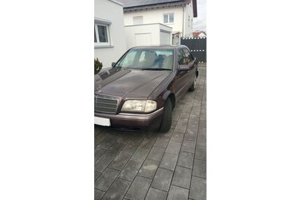 Mercedes-Benz C 180 Gebrauchtwagen