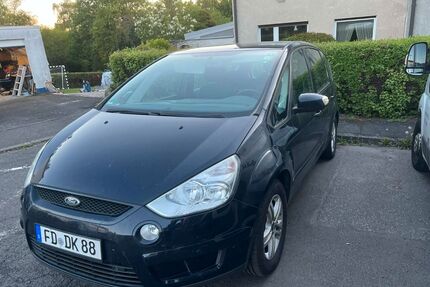 Ford S-Max Gebrauchtwagen
