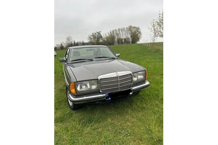 Mercedes-Benz 230 Gebrauchtwagen