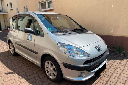 Peugeot 1007 Gebrauchtwagen