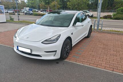 Tesla Model 3 Gebrauchtwagen