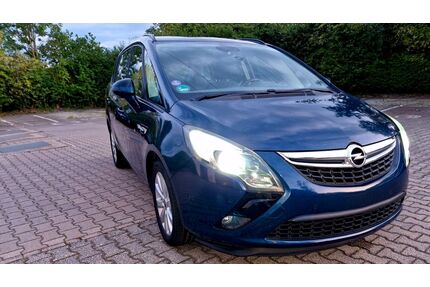 Opel Zafira Tourer Gebrauchtwagen