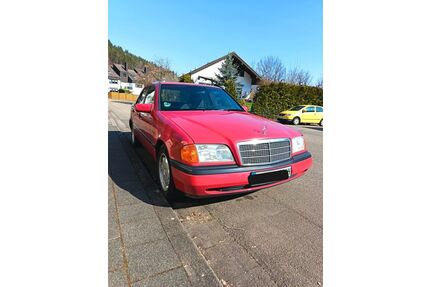 Mercedes-Benz C 180 Gebrauchtwagen
