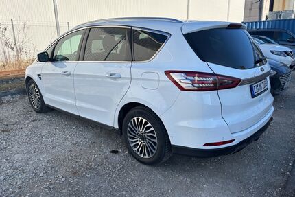 Ford S-Max Gebrauchtwagen