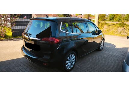 Opel Zafira Tourer Gebrauchtwagen