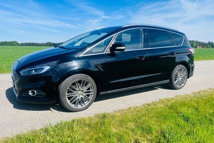 Ford S-Max Gebrauchtwagen