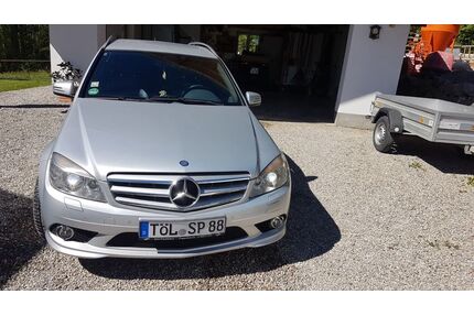 Mercedes-Benz 220 Gebrauchtwagen