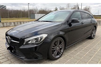 Mercedes-Benz CLA 220 Shooting Brake Gebrauchtwagen
