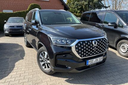 Opel REXTON 