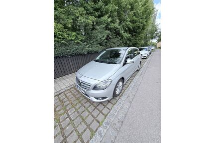 Mercedes-Benz B 180 Gebrauchtwagen