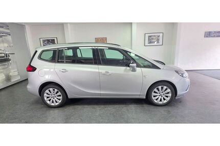Opel Zafira Tourer Gebrauchtwagen