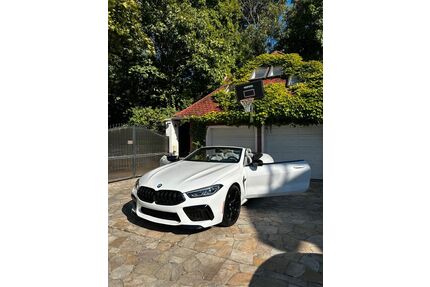 BMW M8 