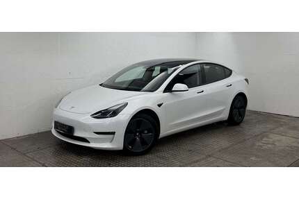Tesla Model 3 Gebrauchtwagen