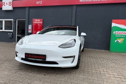 Tesla Model 3 Gebrauchtwagen