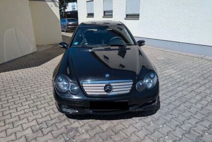 Mercedes-Benz 220 Gebrauchtwagen