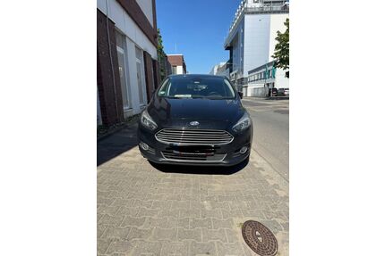 Ford S-Max Gebrauchtwagen