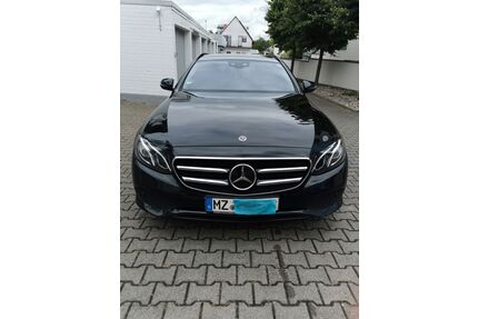 Mercedes-Benz E 220 Gebrauchtwagen
