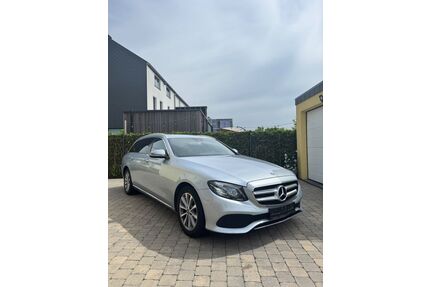 Mercedes-Benz E 220 Gebrauchtwagen