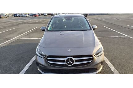 Mercedes-Benz B 180 Gebrauchtwagen