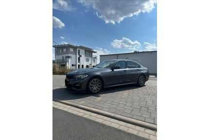 BMW 330 Gebrauchtwagen