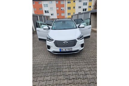 Hyundai Grand Santa Fe Gebrauchtwagen