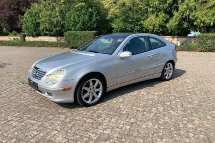 Mercedes-Benz 230 Gebrauchtwagen