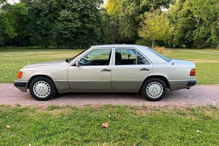 Mercedes-Benz 260 Gebrauchtwagen