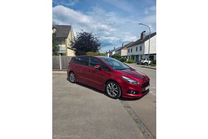 Ford S-Max Gebrauchtwagen