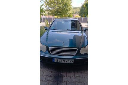 Mercedes-Benz 270 Gebrauchtwagen