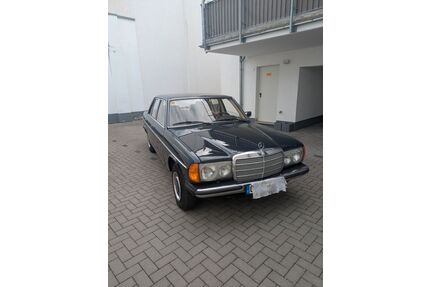 Mercedes-Benz 230 Gebrauchtwagen