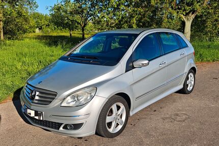 Mercedes-Benz B 180 Gebrauchtwagen