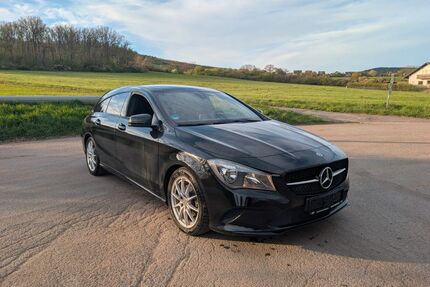 Mercedes-Benz CLA 180 Shooting Brake Gebrauchtwagen