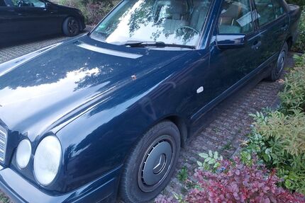 Mercedes-Benz 200 Gebrauchtwagen